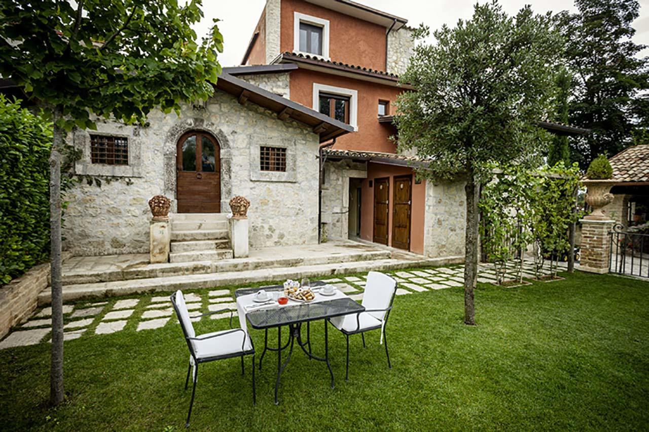 Hotel Guerrinuccio Celano Exterior foto
